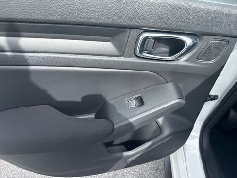 Used 2025 Honda Civic Sport image 15