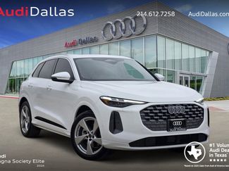 New 2025 Audi Q5 Prestige video 1