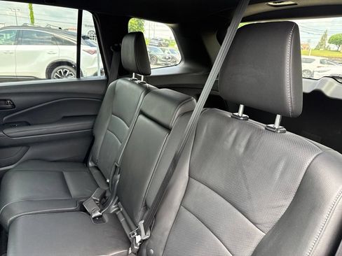 Used 2024 Honda Passport EX-L image 31