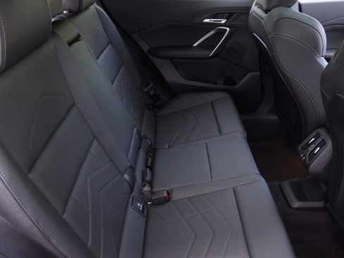 Certified 2025 BMW X2 xDrive28i AWD/4WD image 34