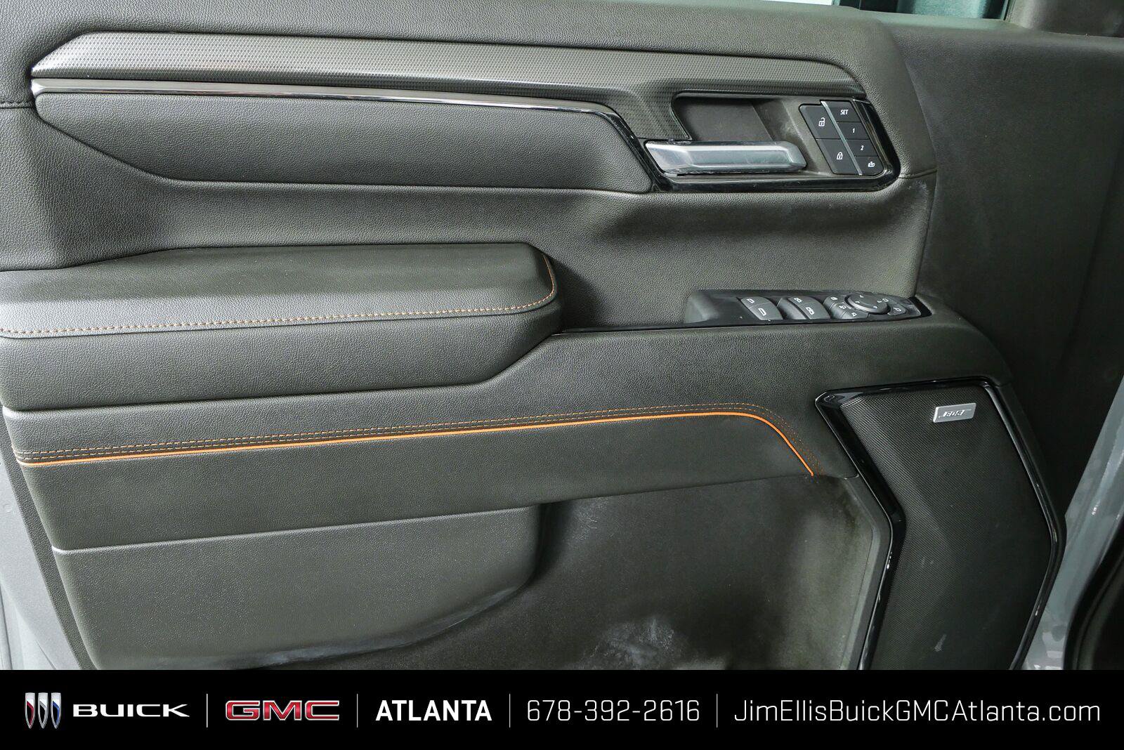 Used 2024 GMC Sierra 2500 AT4 w/ AT4 Premium Plus Package AWD/4WD image 7