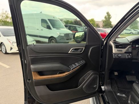 Used 2019 GMC Yukon XL Denali w/ Denali Ultimate Package RWD image 16