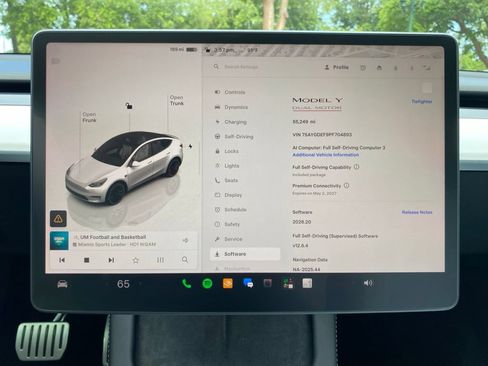 Used 2023 Tesla Model Y Performance AWD/4WD image 2