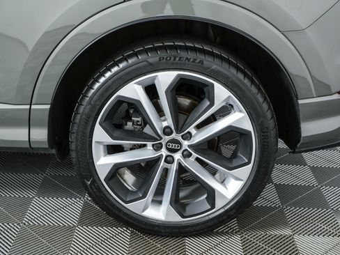 Used 2019 Audi Q3 2.0T Premium Plus w/ Premium Plus Package AWD/4WD image 38