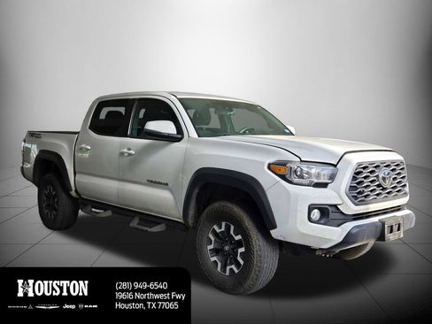 Used 2023 Toyota Tacoma TRD Off-Road RWD image 9