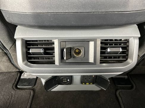 Used 2022 Ford F150 XLT w/ Equipment Group 302A High AWD/4WD image 19