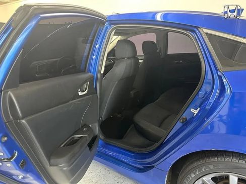 Used 2021 Honda Civic EX image 18