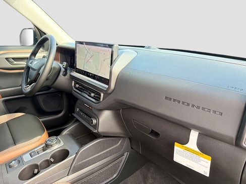 New 2026 Ford Bronco Sport Outer Banks w/ Outer Banks Tech Package+ AWD/4WD image 33