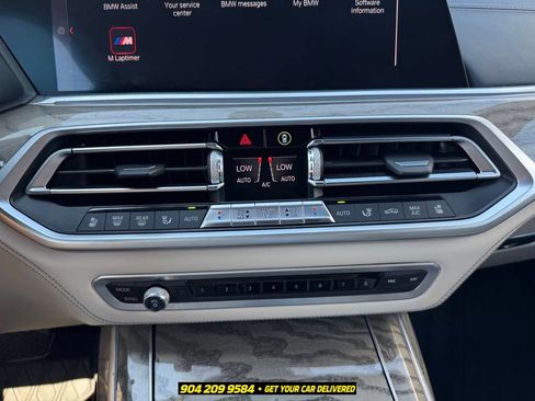 Used 2019 BMW X7 xDrive40i w/ Premium Package AWD/4WD image 19