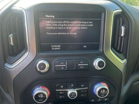 Used 2021 GMC Sierra 1500 Denali w/ Denali Ultimate Package AWD/4WD image 25