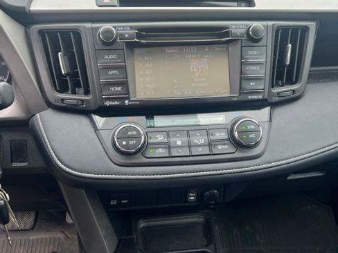 Certified 2016 Toyota RAV4 XLE AWD/4WD image 8