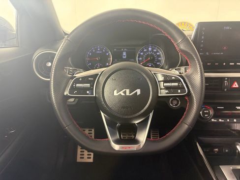 Certified 2022 Kia Forte GT w/ GT2 Package FWD image 6