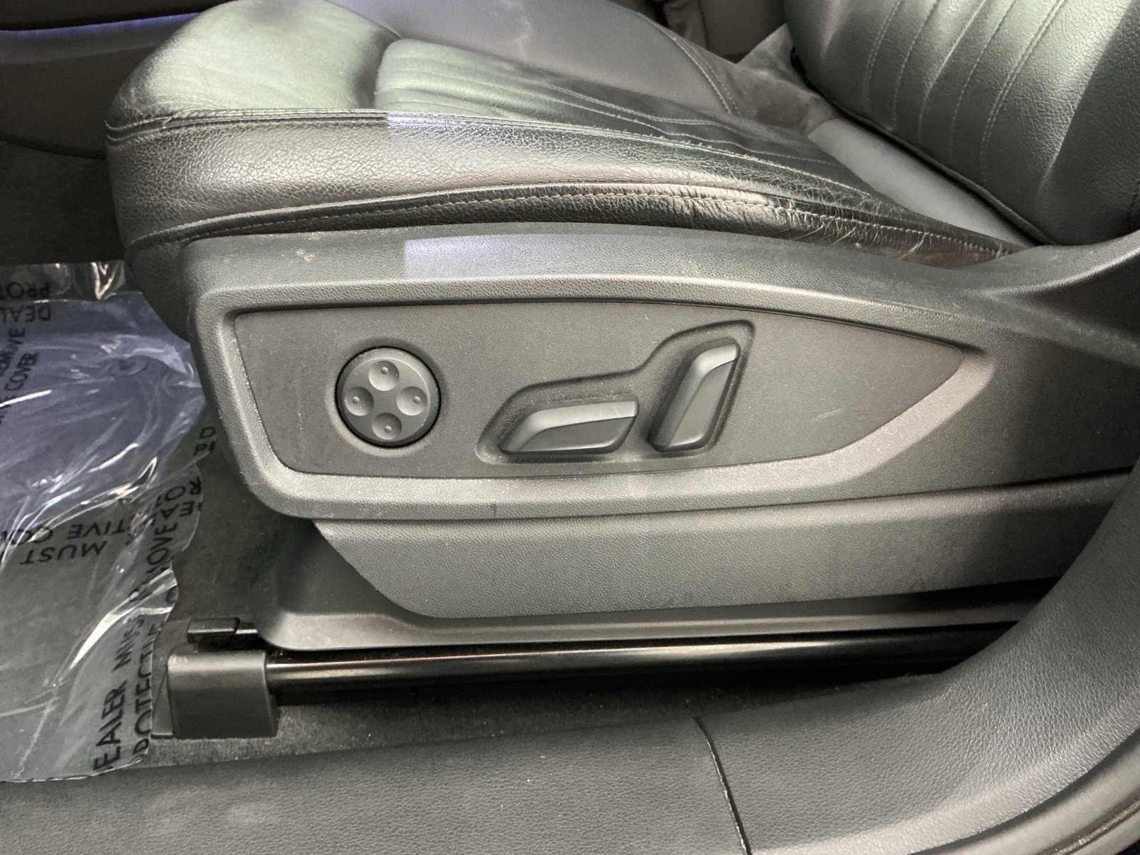 Used 2020 Audi Q5 2.0T Premium Plus w/ Premium Plus Package AWD/4WD image 13