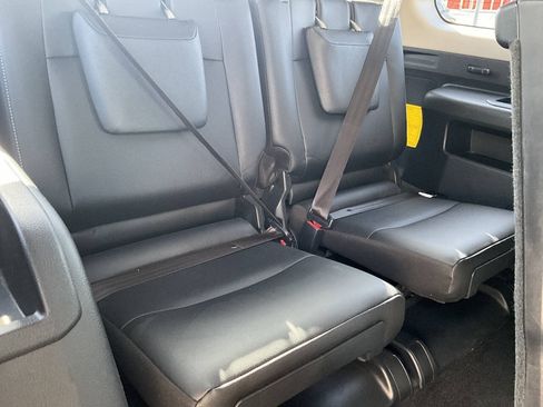 Used 2018 Toyota 4Runner SR5 Premium AWD/4WD image 11