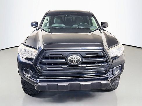 Used 2019 Toyota Tacoma SR w/ SR Convenience Package AWD/4WD image 2