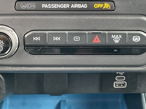 Used 2026 Ford Maverick XLT AWD/4WD image 17