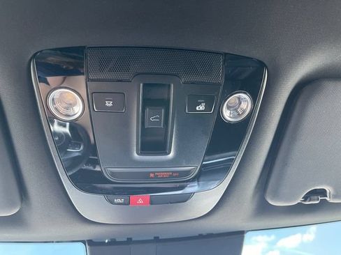 Used 2024 Kia Sportage X-Line w/ X-Line Premium Package AWD/4WD image 18