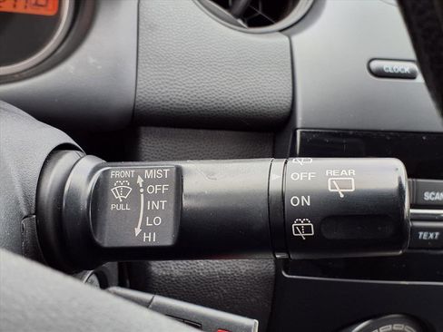 Used 2013 MAZDA MAZDA2 Sport image 14