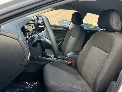 Used 2021 Volkswagen Jetta S w/ Driver Assistance Package image 12