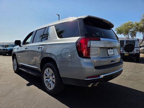 Used 2025 GMC Yukon Denali AWD/4WD image 4