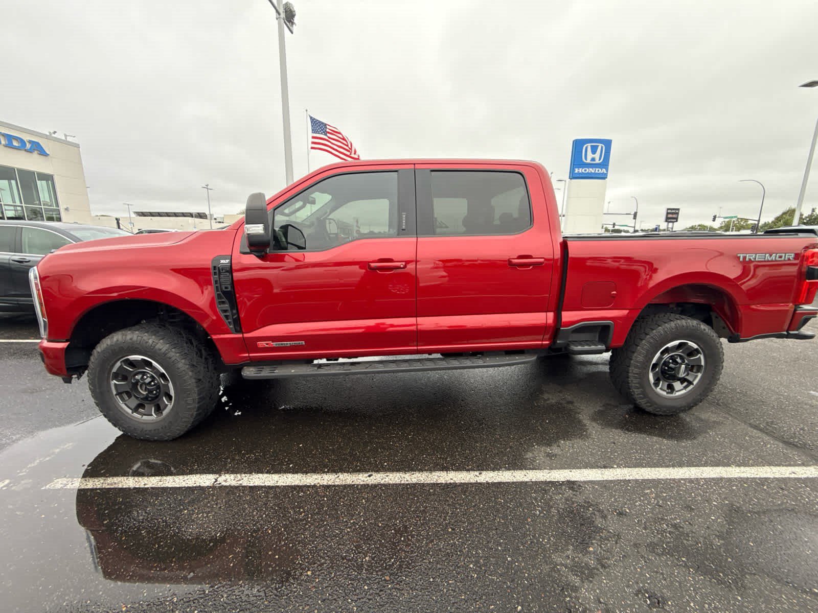 Used 2024 Ford F250 XLT w/ Tremor Off-Road Package AWD/4WD image 2