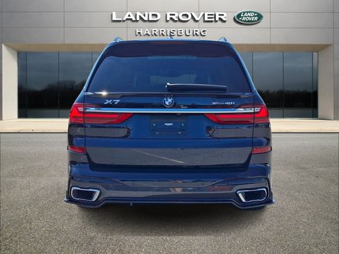 Used 2022 BMW X7 xDrive40i w/ M Sport Package AWD/4WD image 3