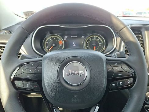 Used 2023 Jeep Cherokee Altitude Lux w/ Lux Elite Package image 16