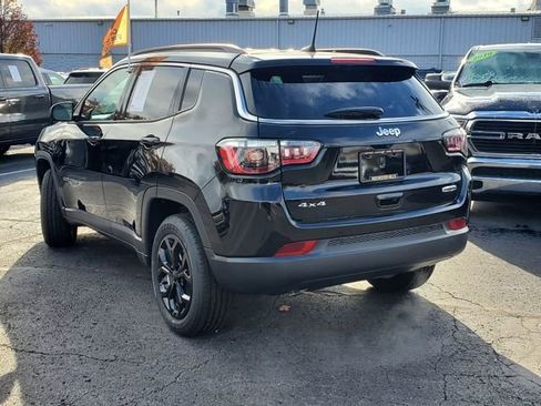 Certified 2024 Jeep Compass Latitude image 24