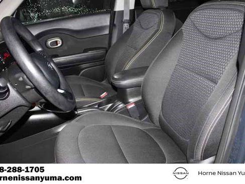 Used 2014 Kia Soul + image 4