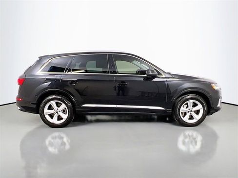 Used 2024 Audi Q7 3.0T Premium image 8