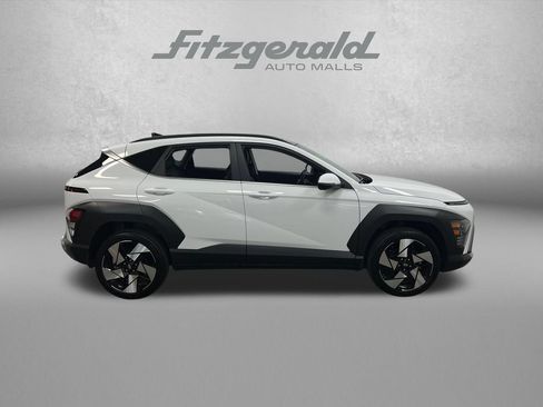 Used 2024 Hyundai Kona Limited AWD/4WD image 8
