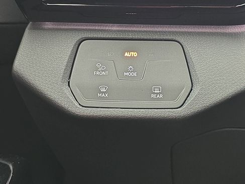Certified 2025 Volkswagen ID.4 Pro S RWD image 26