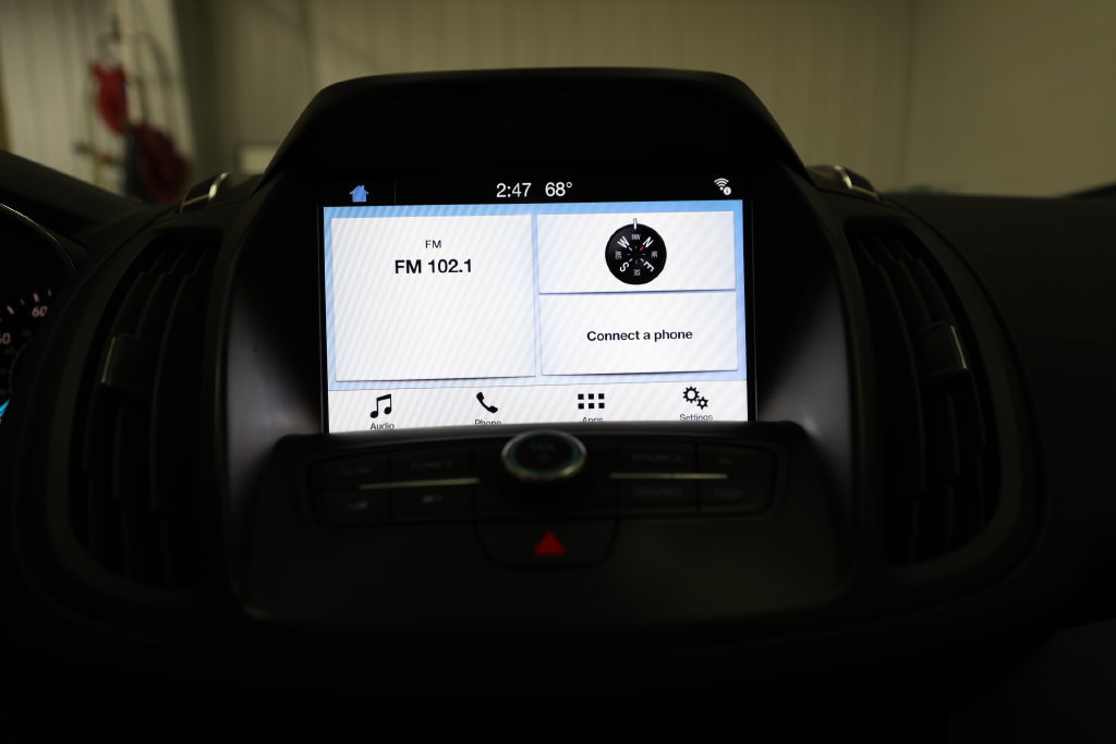 Used 2018 Ford Escape SE w/ SE Sync 3 Package AWD/4WD image 17