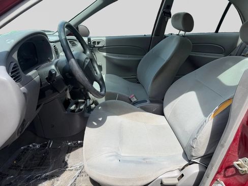 Used 2002 Ford Escort Sedan FWD image 10