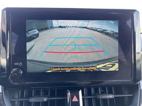 Used 2024 Toyota Corolla Cross LE image 16