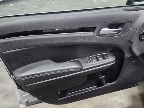 Used 2023 Chrysler 300 S image 27