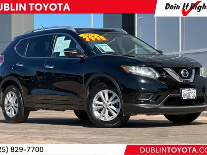 Used 2015 Nissan Rogue SV