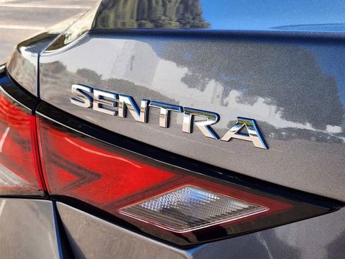 Used 2025 Nissan Sentra S image 13