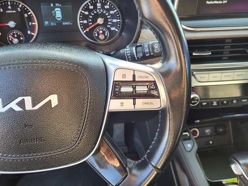 Used 2022 Kia Telluride EX w/ EX Premium Package FWD image 21