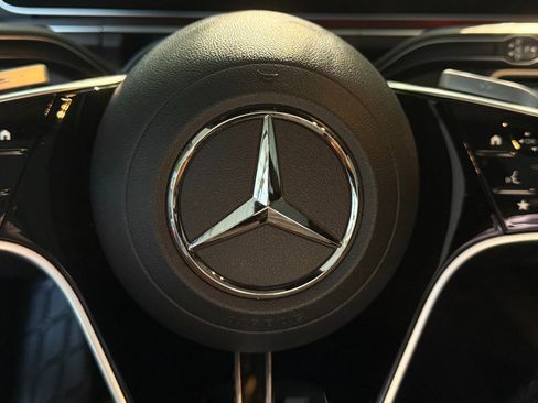 Used 2025 Mercedes-Benz GLE 450 4MATIC image 29
