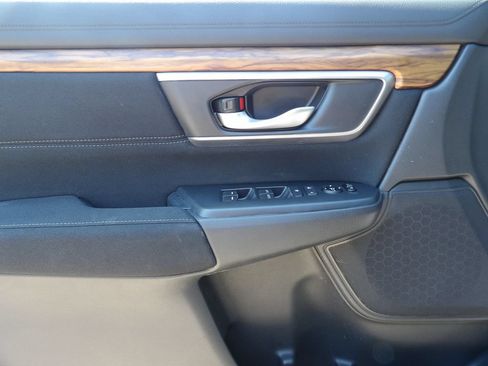 Used 2018 Honda CR-V EX image 11