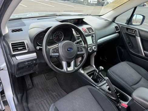 Used 2018 Subaru Forester 2.5i AWD/4WD image 13