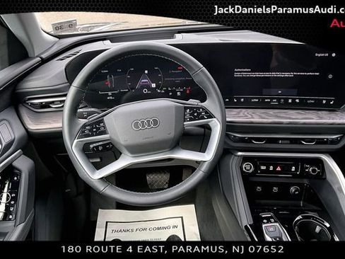 Used 2025 Audi Q5 Premium Plus w/ Premium Plus image 5