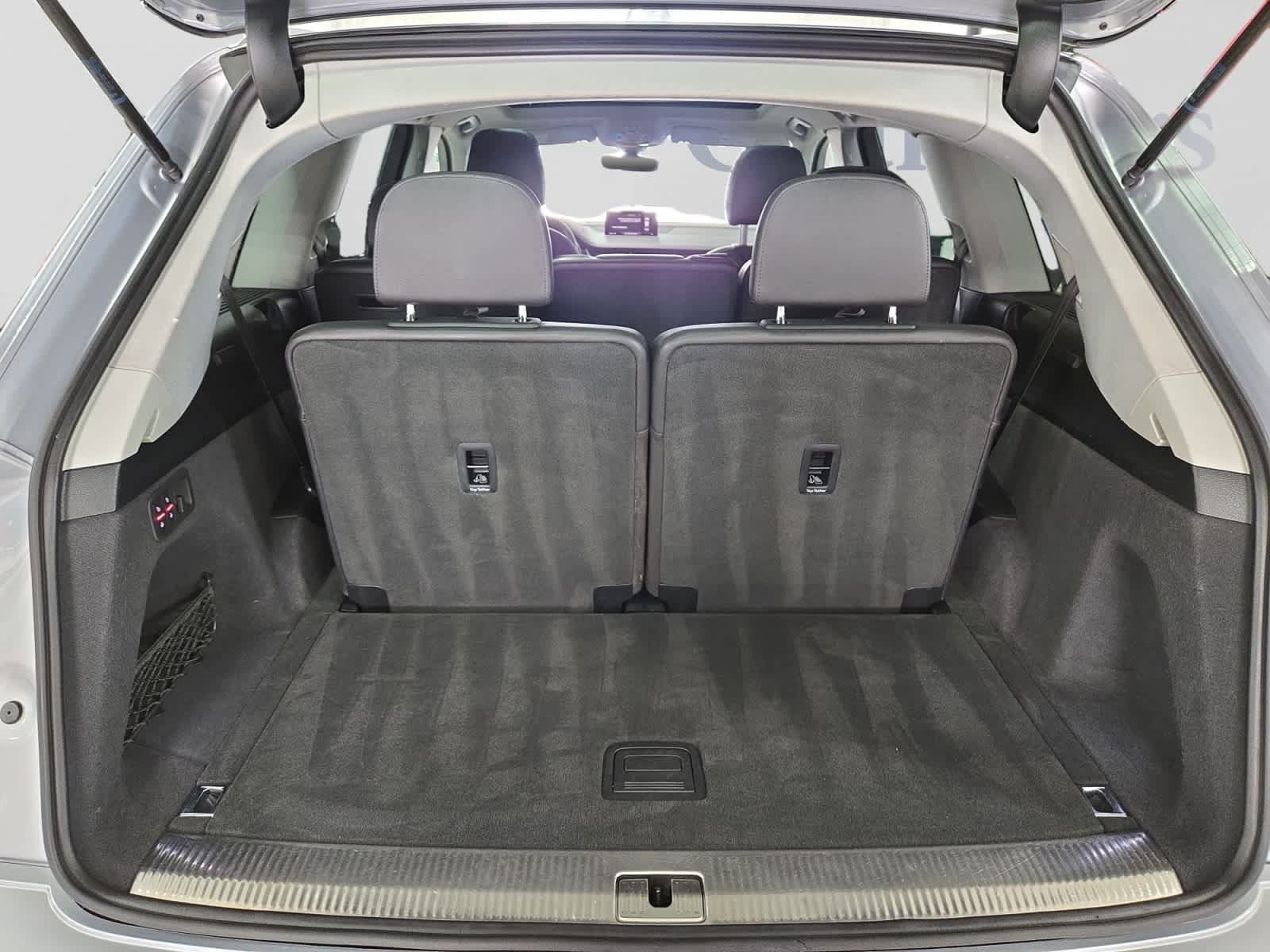 Used 2018 Audi Q7 3.0T Prestige AWD/4WD image 4