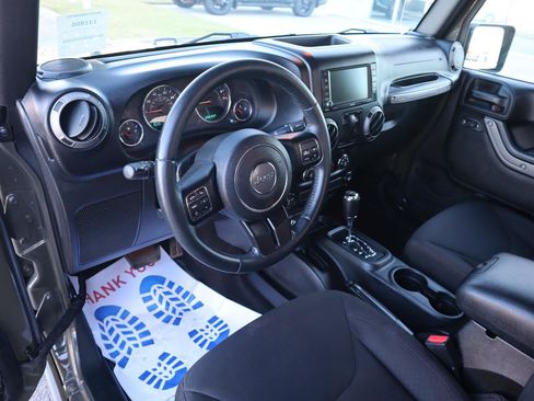 Used 2015 Jeep Wrangler Sport image 17