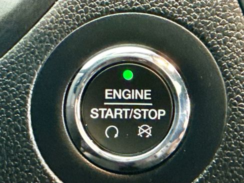 Used 2019 Ford Explorer Sport w/ Equipment Group 401A image 9