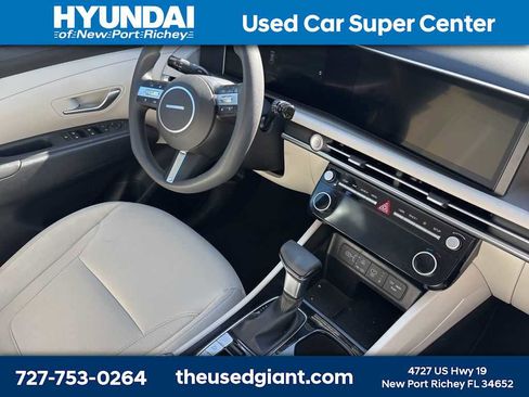 Used 2025 Hyundai Tucson SEL FWD image 6
