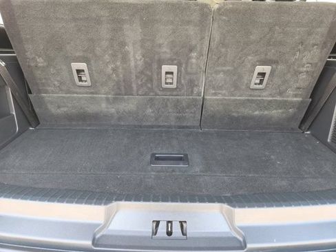 Used 2023 Ford Expedition XLT RWD image 33