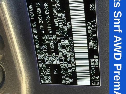 Used 2023 Toyota Highlander XLE AWD/4WD image 32