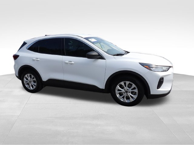 Certified 2023 Ford Escape Active w/ Cold Weather Package FWD image 13